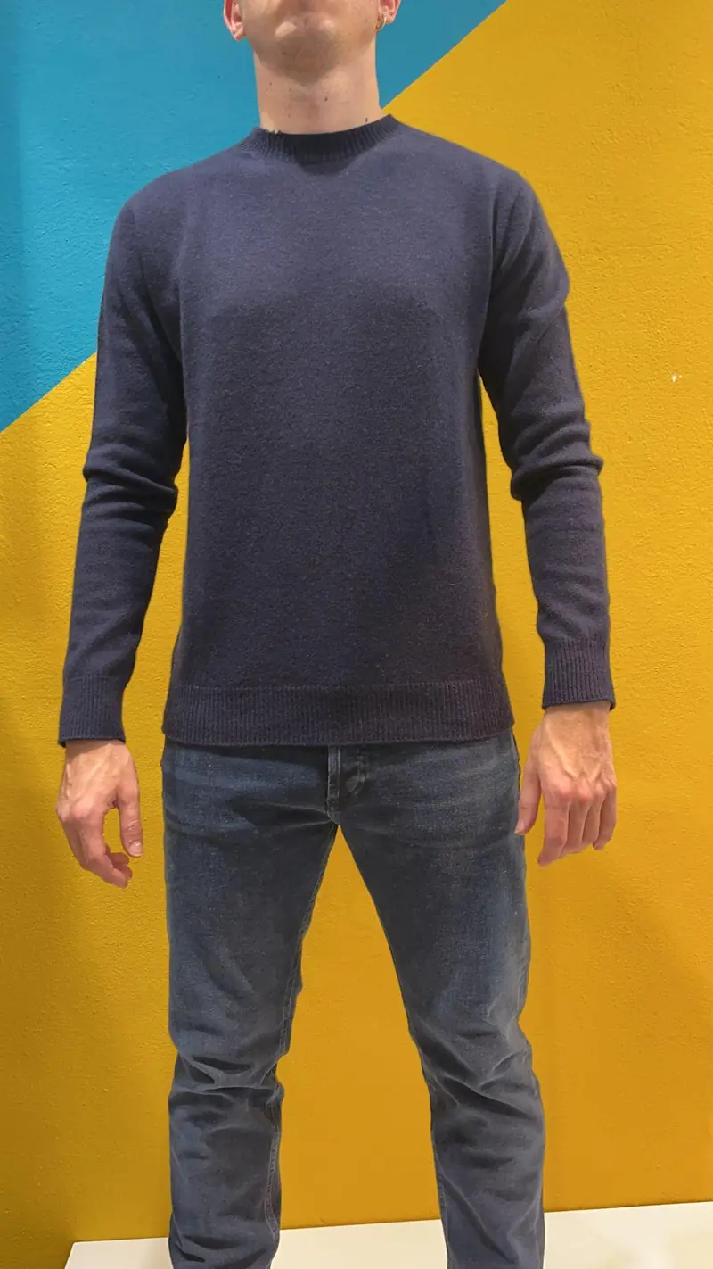 1100004BLU