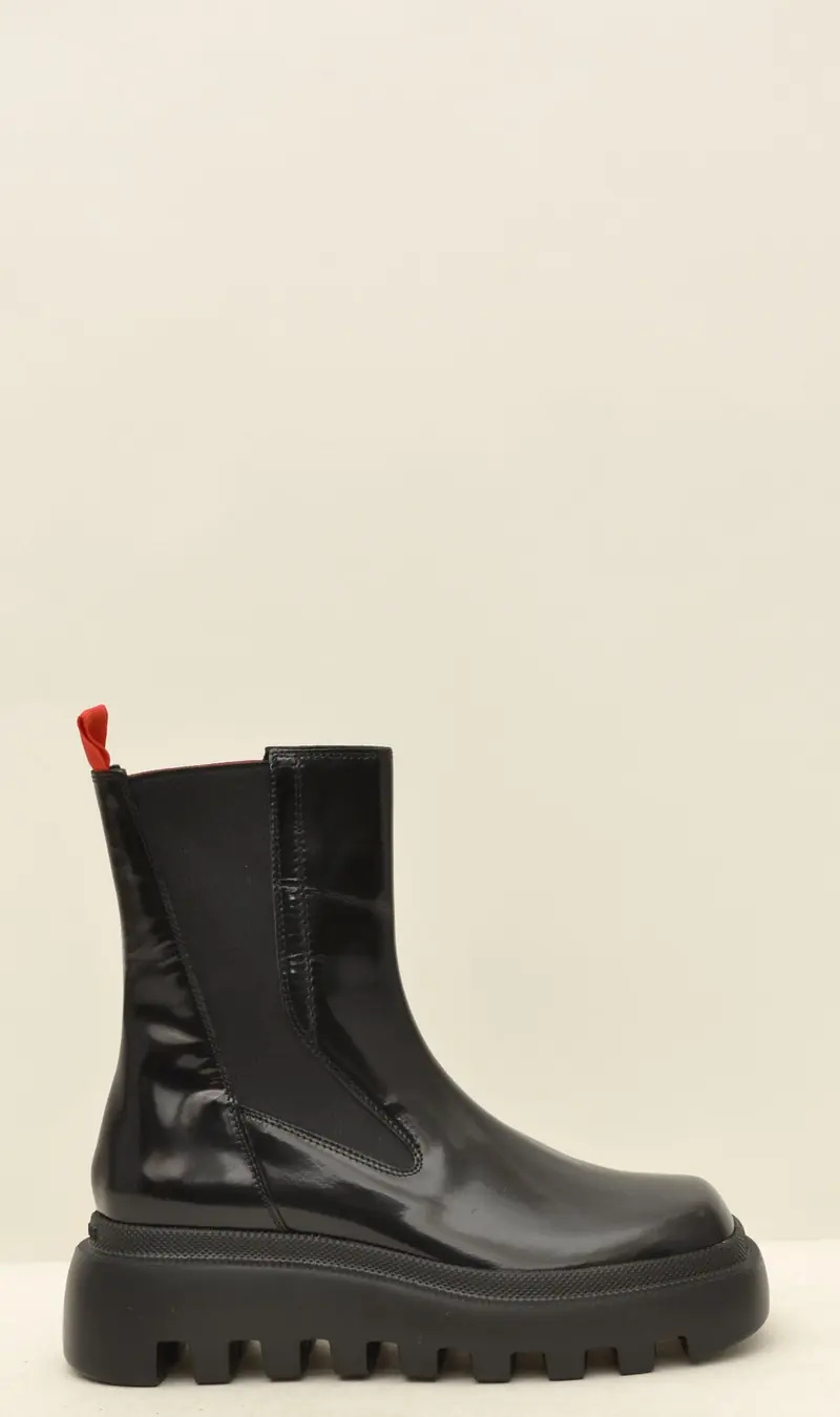 1B4956D-B06BBEB268BLACK