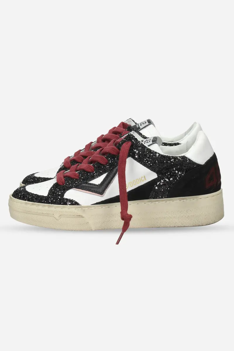 4B12 - D D114 Sneakers