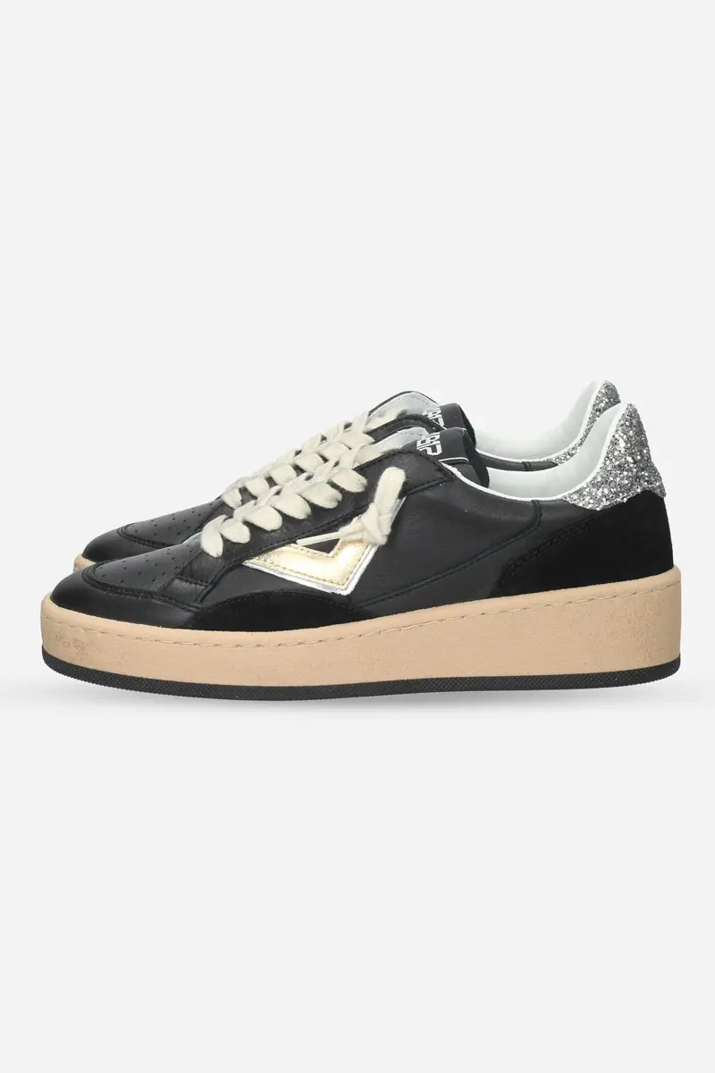 4B12 - D D221 Sneakers