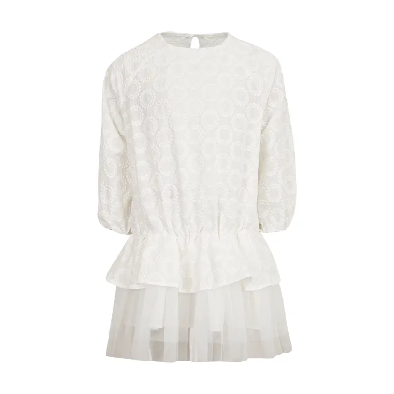 Abito con ruches e gonna in tulle