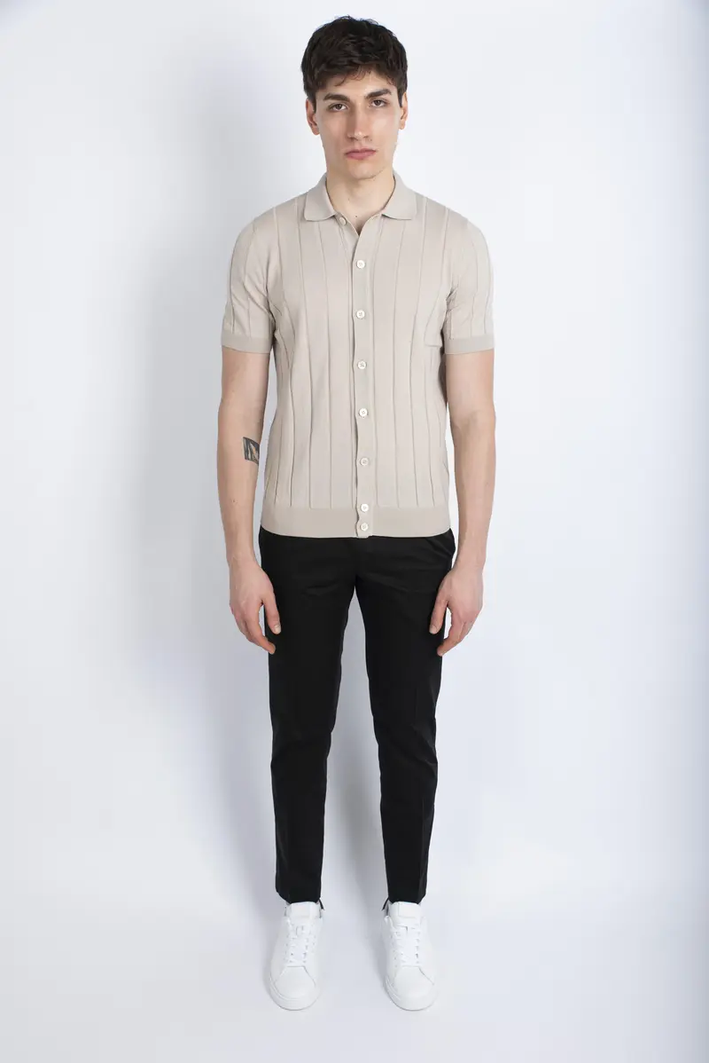 Camicia in maglia a coste beige