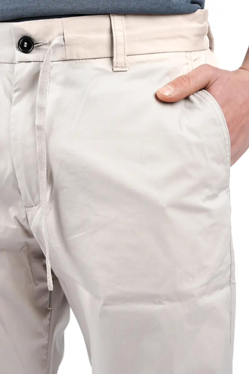 Chino straight fit