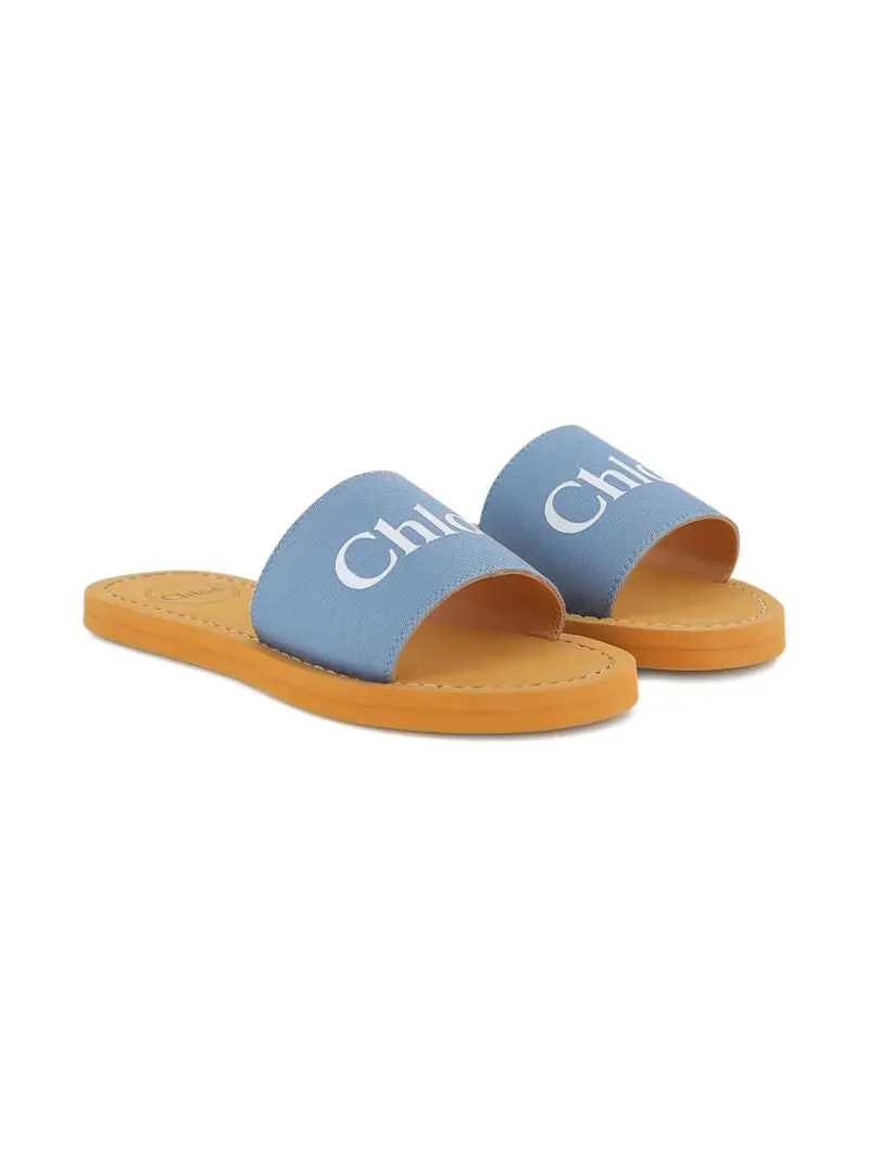 Ciabatta azzurra per bambina
