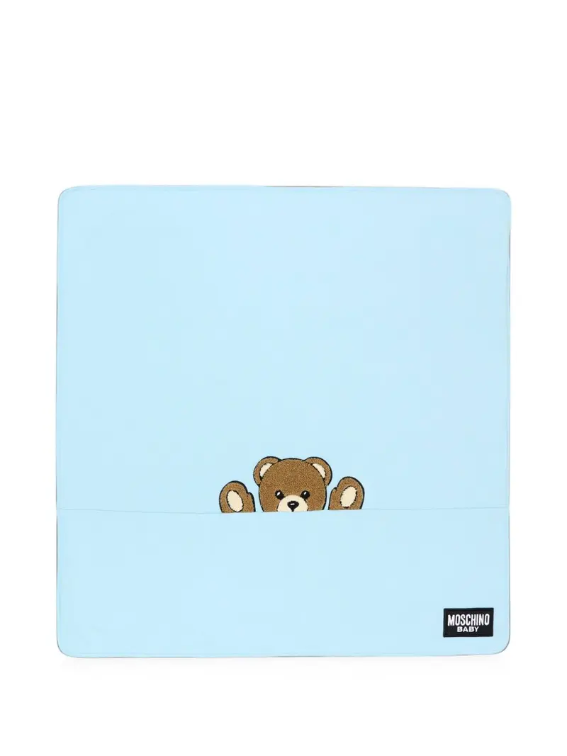 Coperta azzurra per neonata