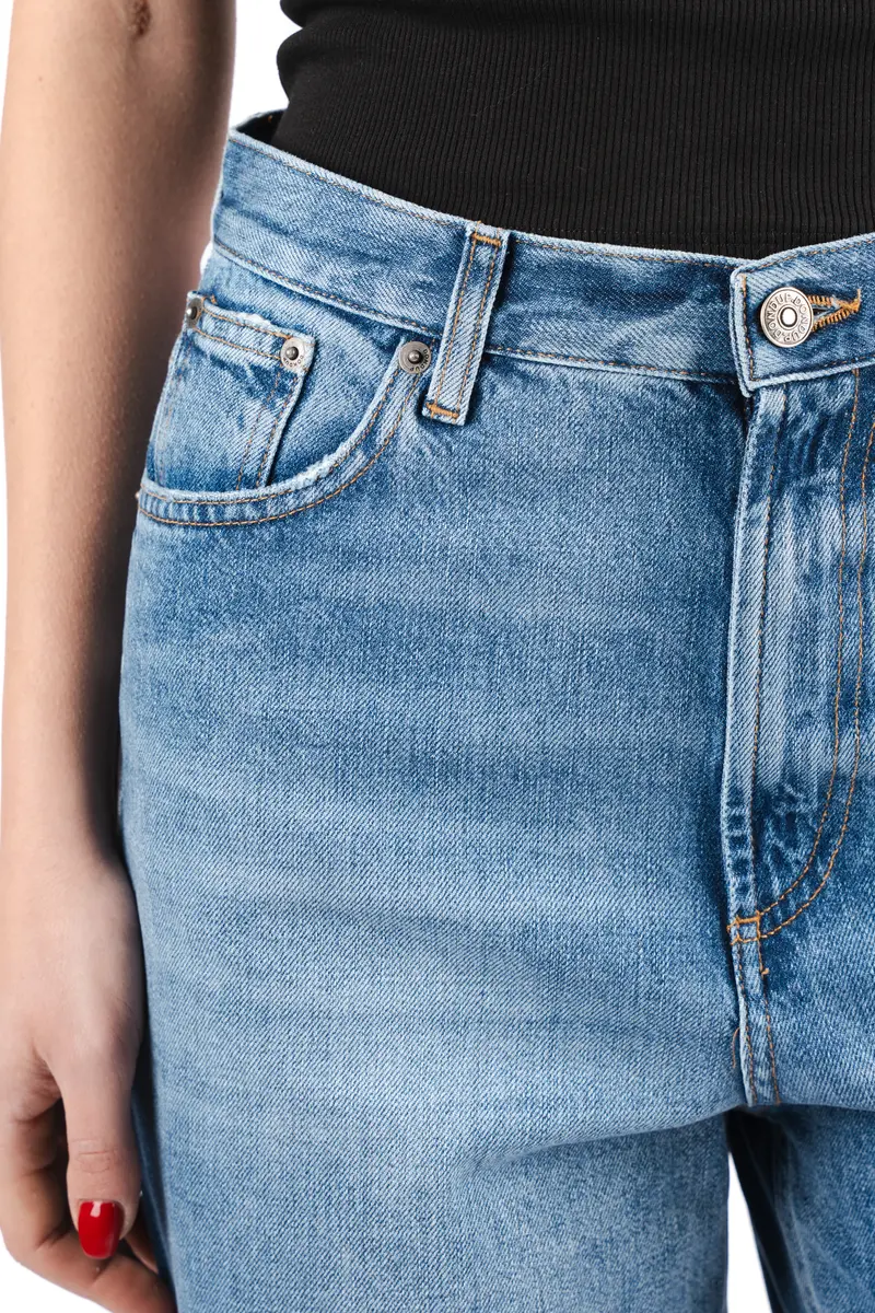 Jeans Bessie loose in denim fisso