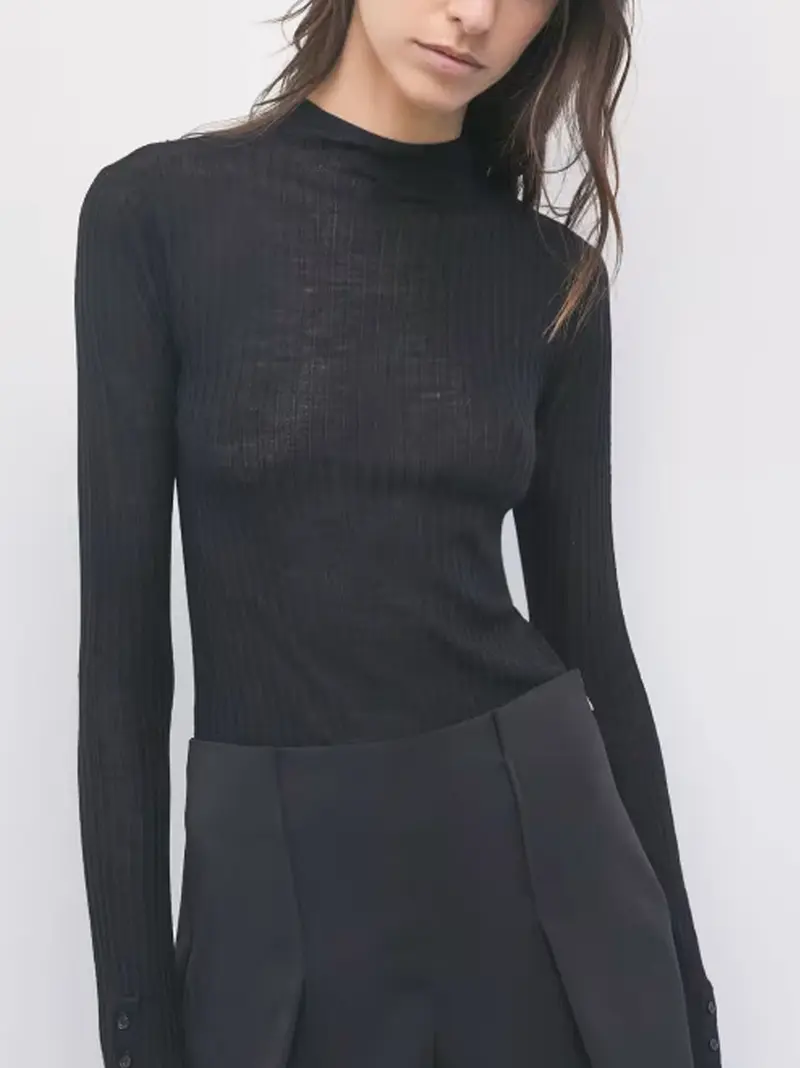maglia a costine leggere