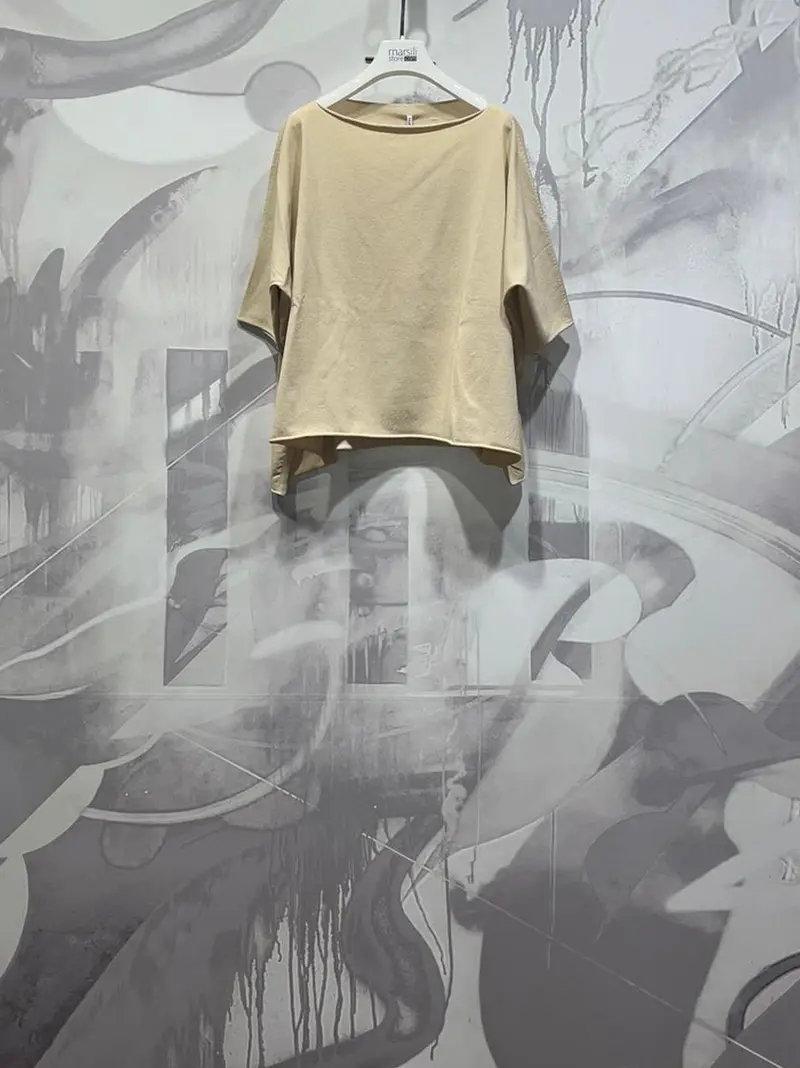 maglia over a kimono