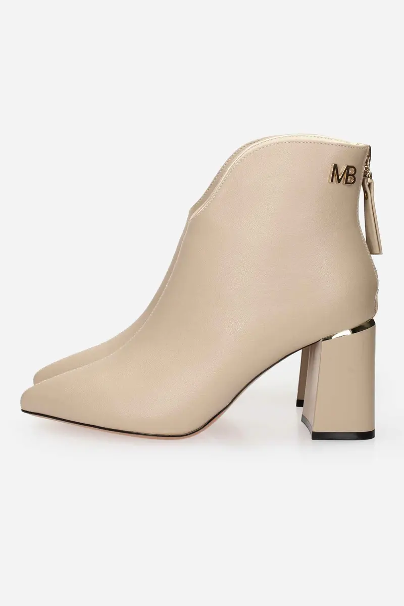 MARIELLA BURANI - D 51690 Tronchetto