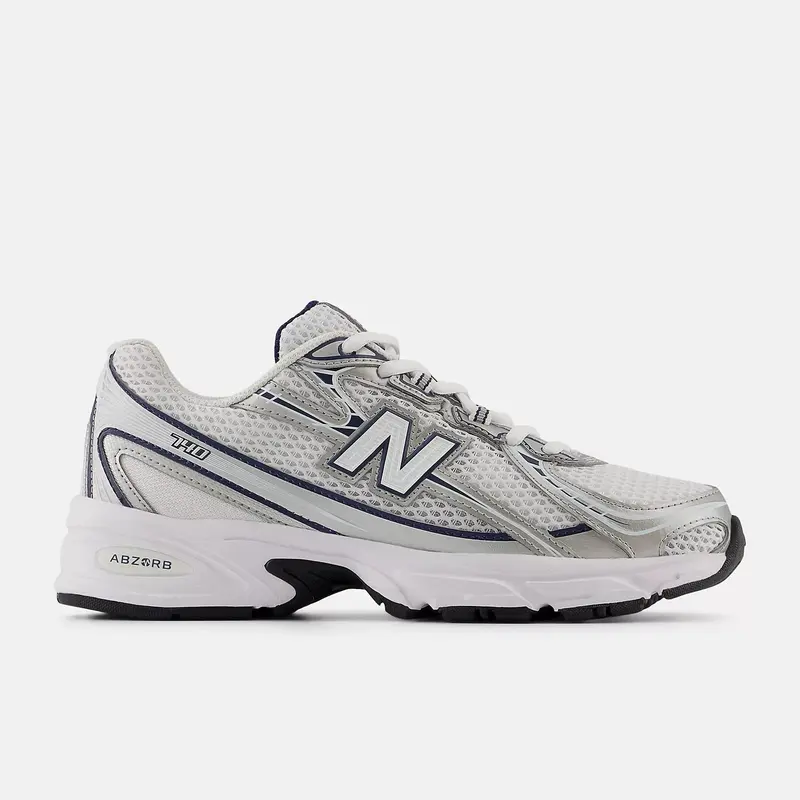 New Balance 740