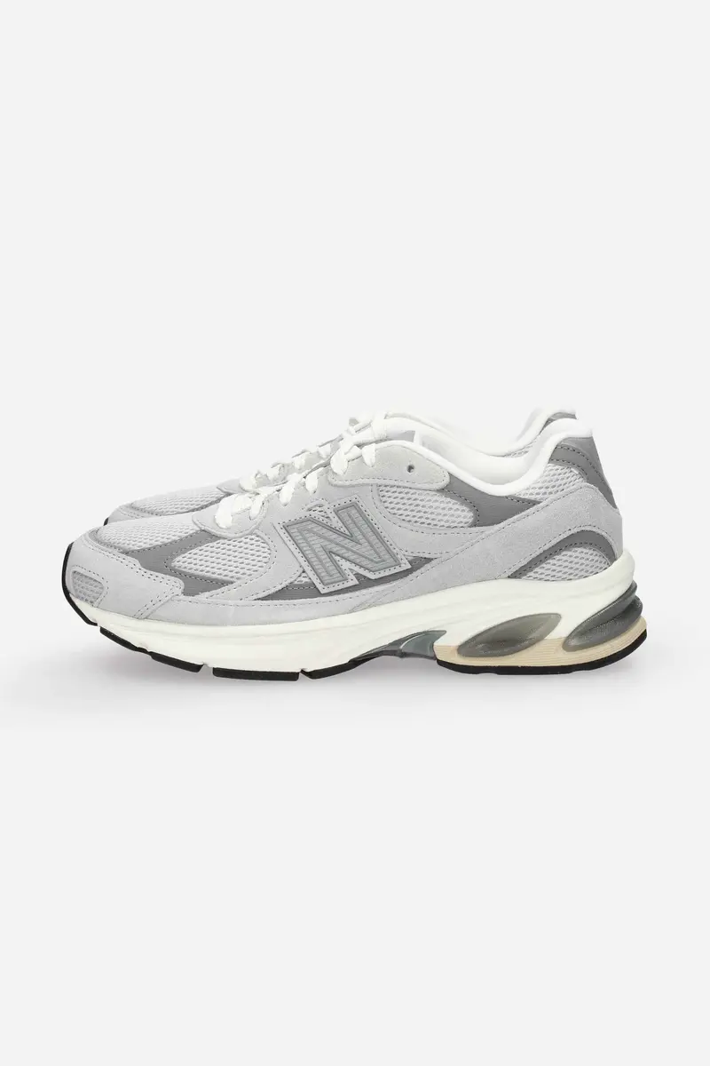 NEW BALANCE - U 2010 11N Sneakers