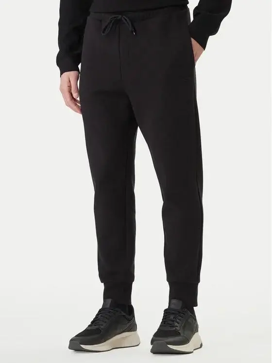Pantaloni da tuta Hadiko
