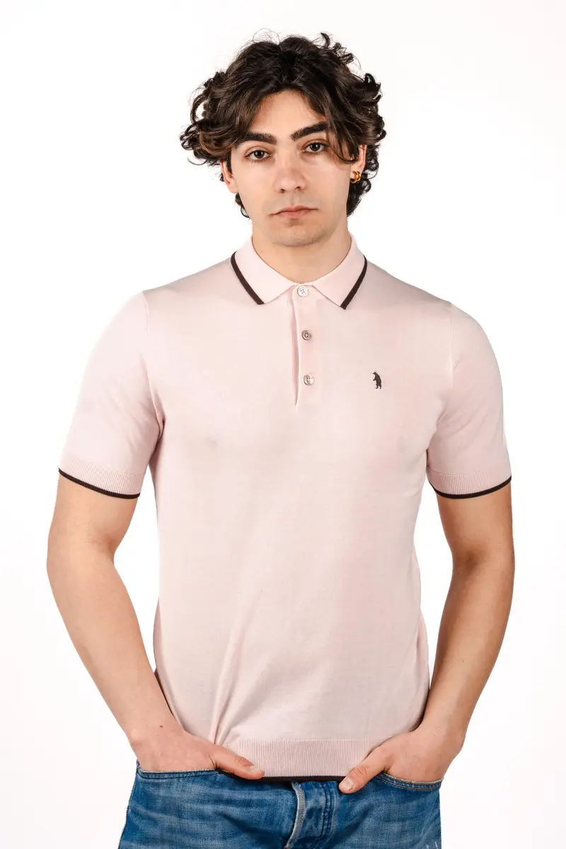Polo con dettagli a contrasto