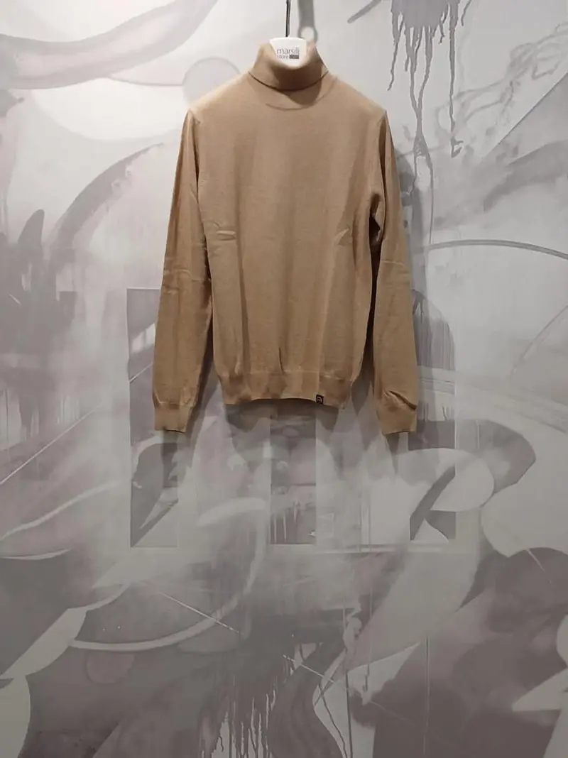 pullovers collo alto