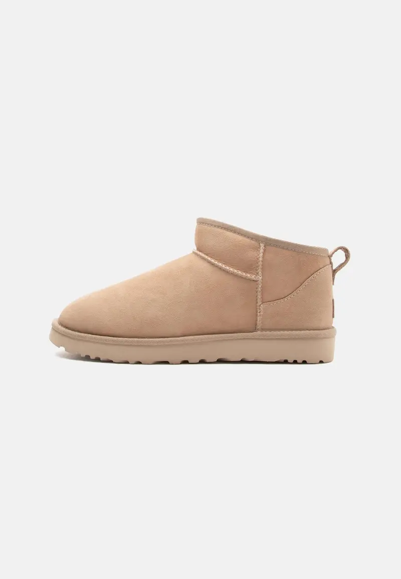 Scarponcino Classic Ultra Mini Sand  donna