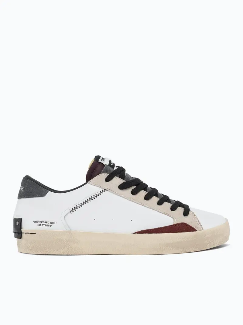 sneakers distressed