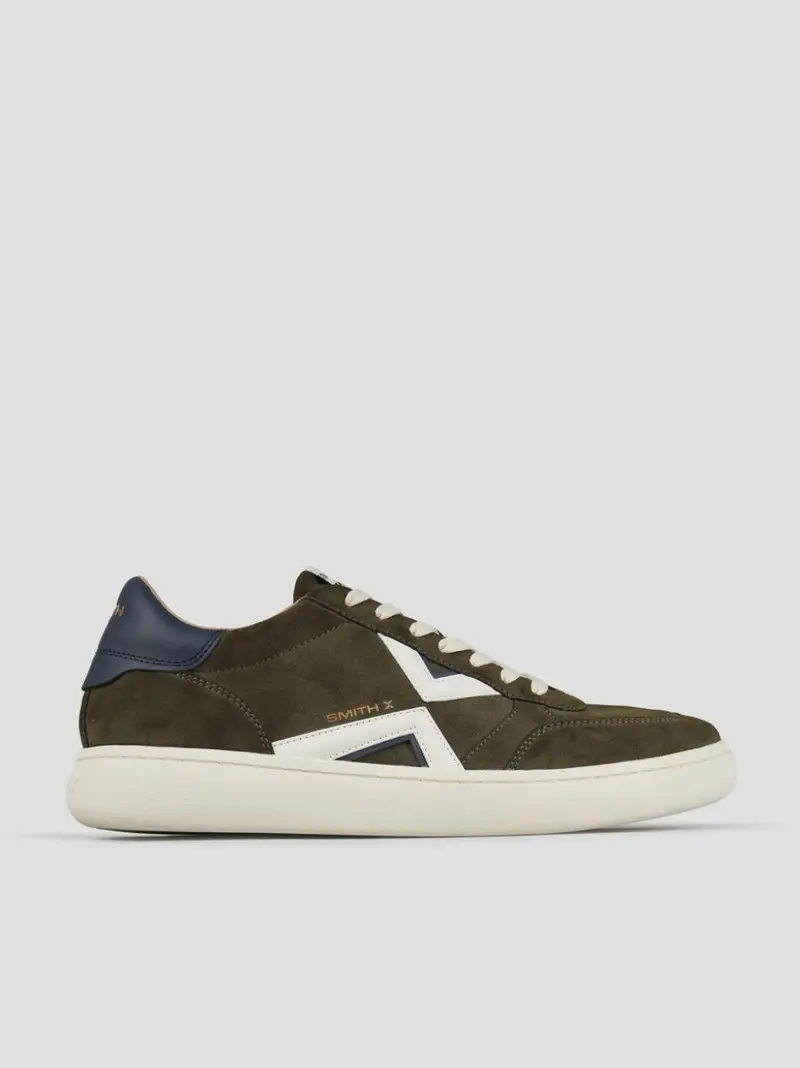 sneakers ocean