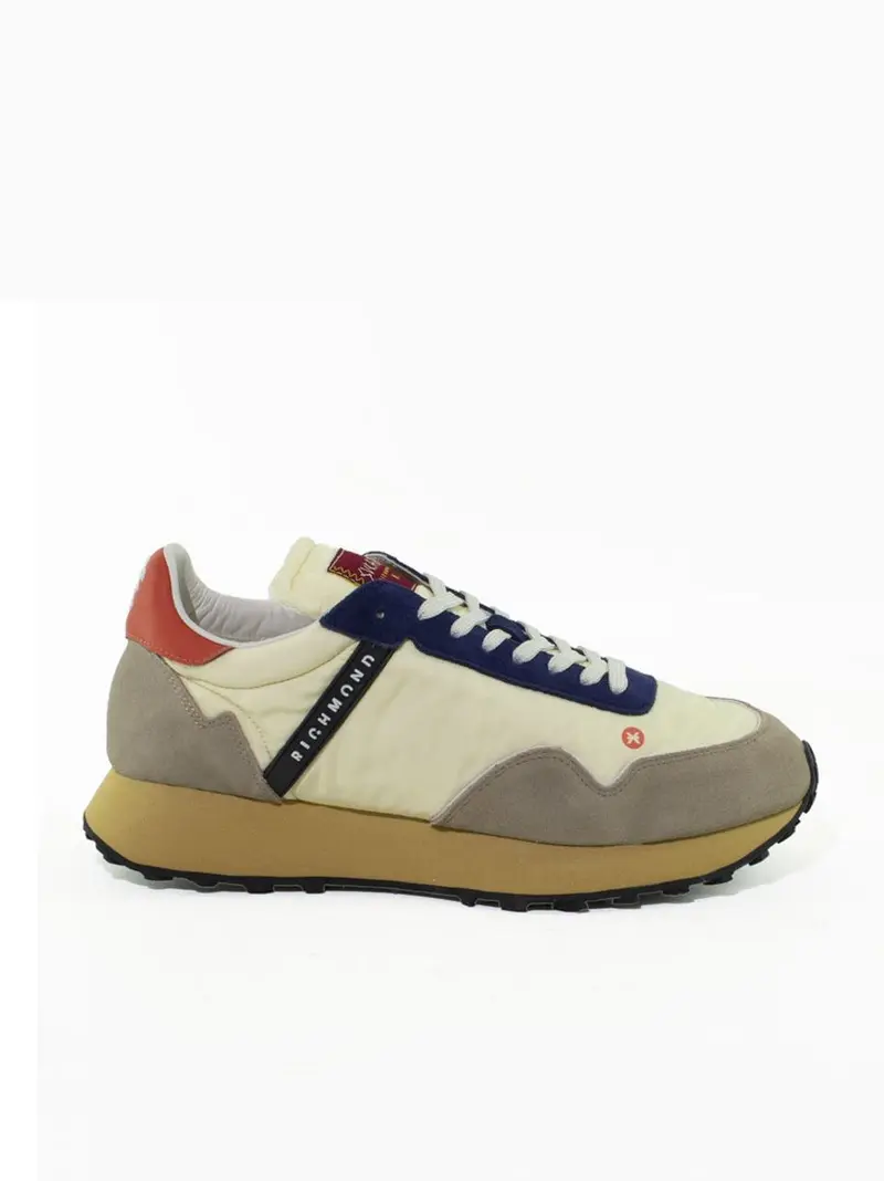 sneakers runnig