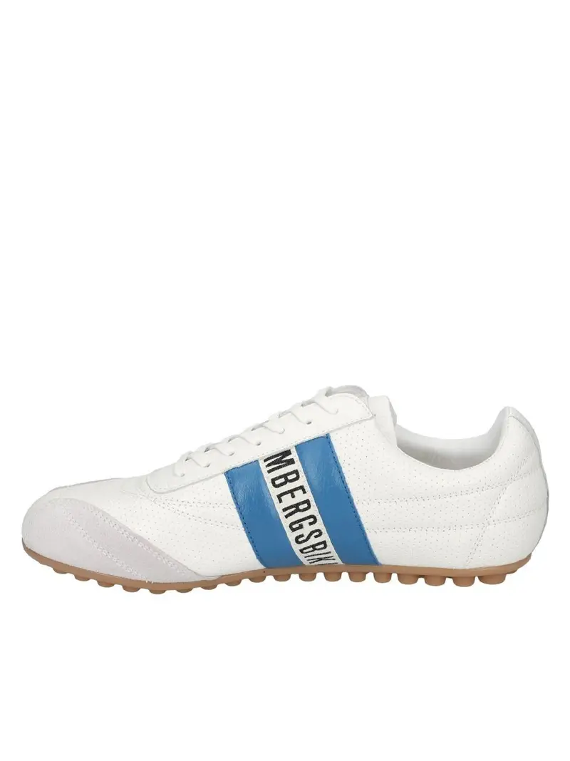 sneakers soccer