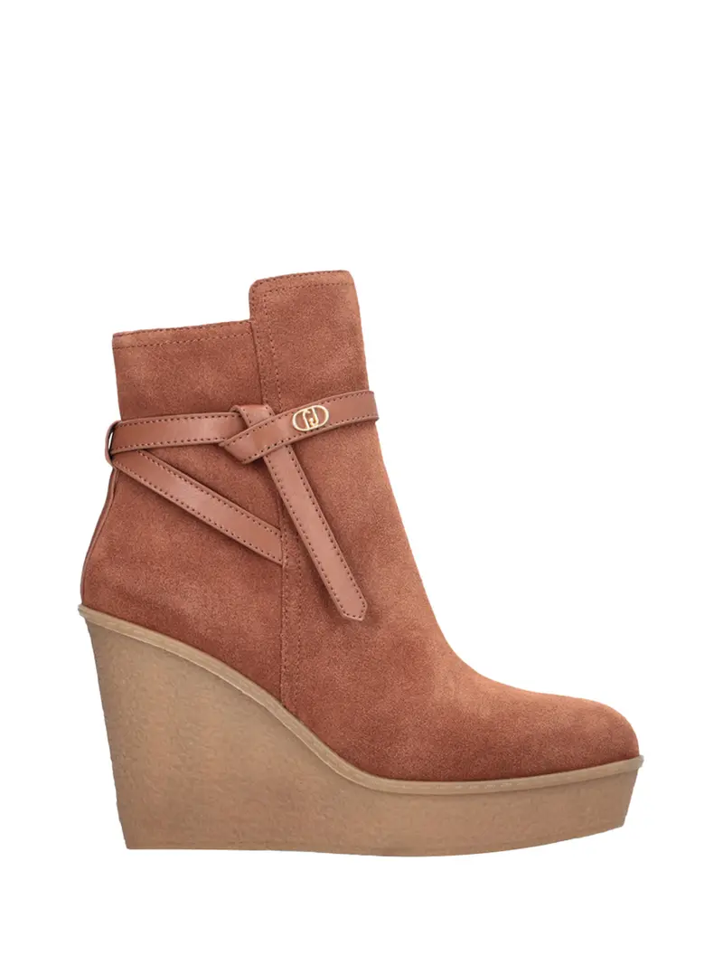 Stivaletti Rania 04 Liu Jo In Suede Con Zeppa - Beige