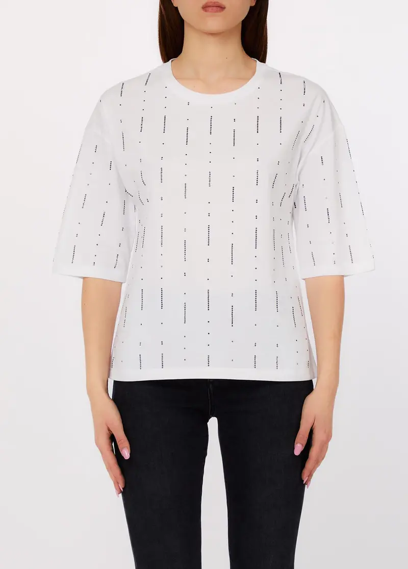 T-shirt con applicazioni