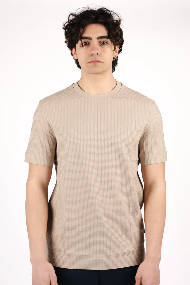 T-shirt con lavorazione a nido d'ape