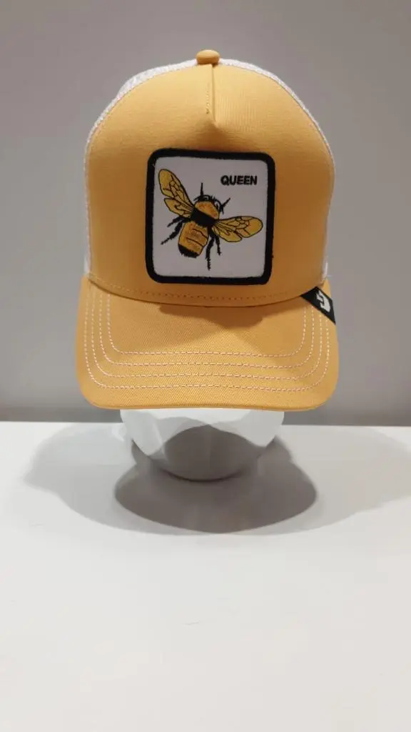 THE QUEEN BEEGIALLO