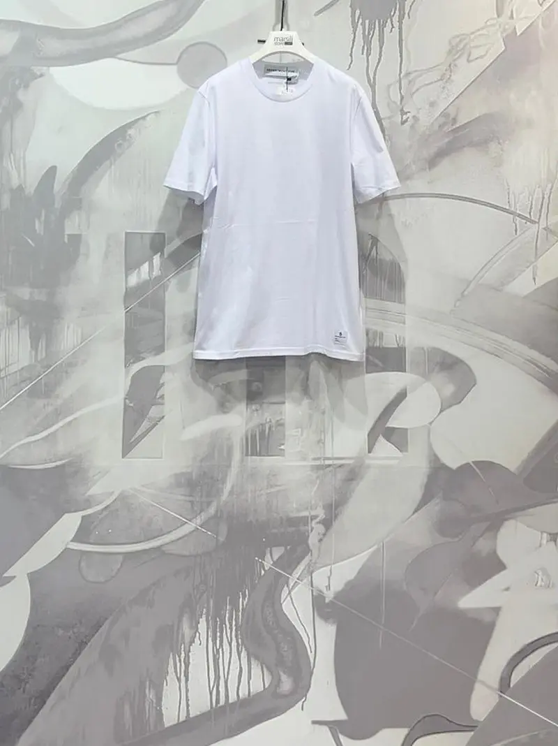 tshirt bold